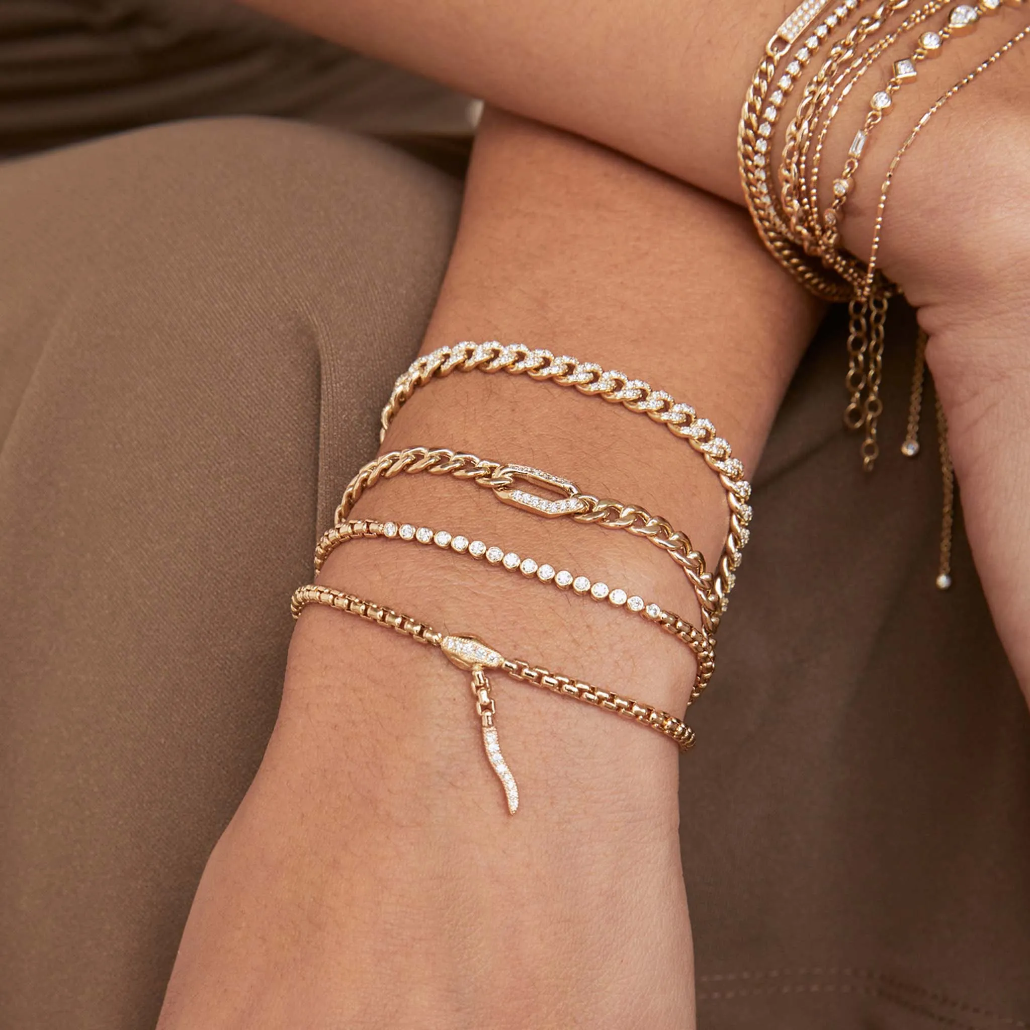 14k Full Pavé Diamond Medium Curb Chain Bracelet