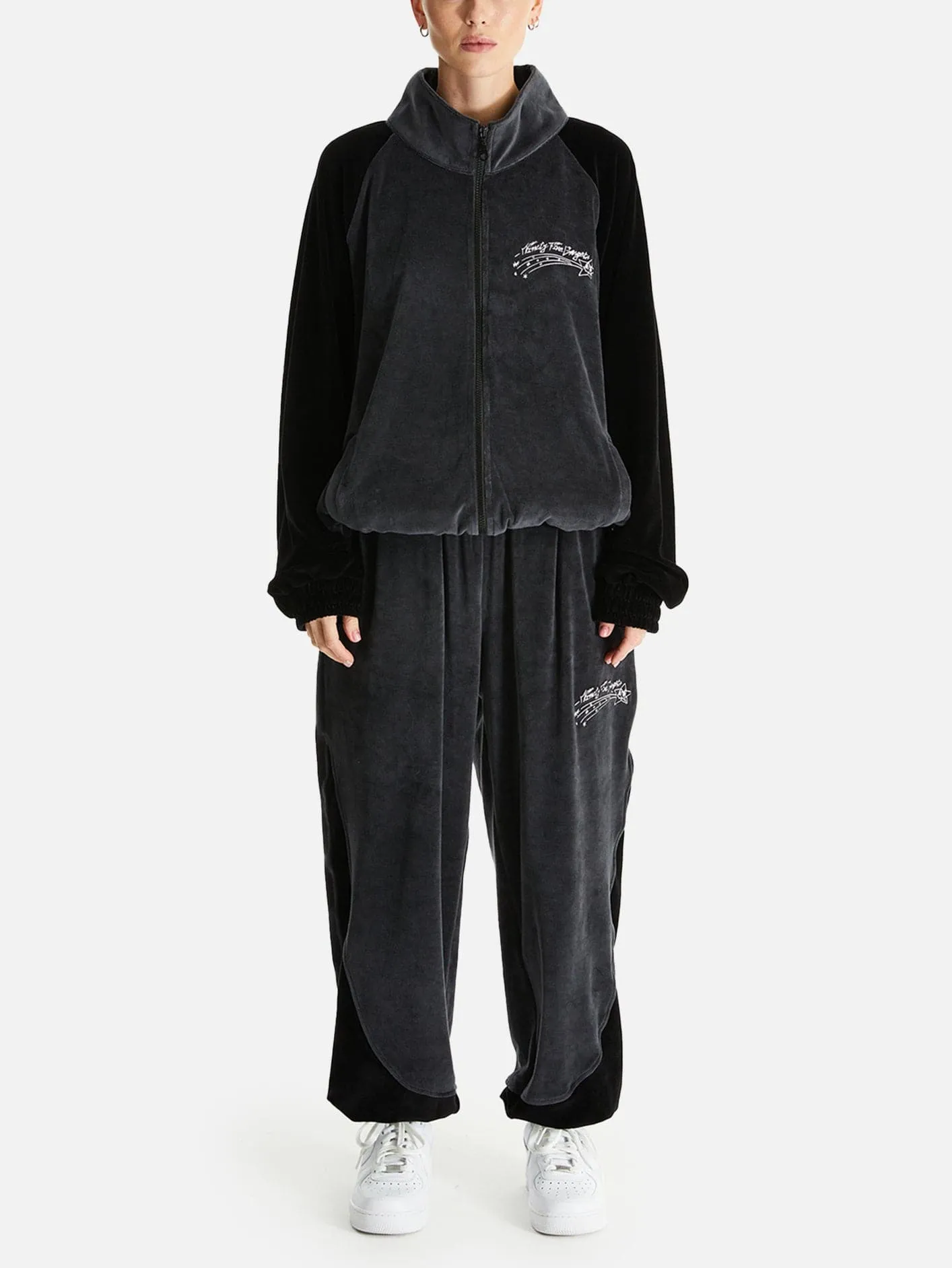 95G Velvet Zip Up - Black