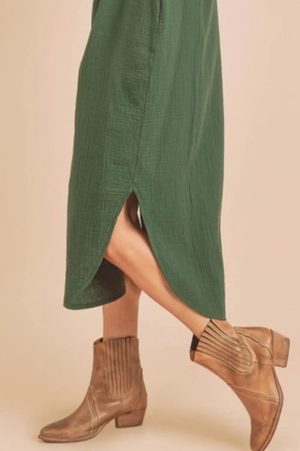 Aemi   Co Round Neck Midi Tank Dress with Pockets