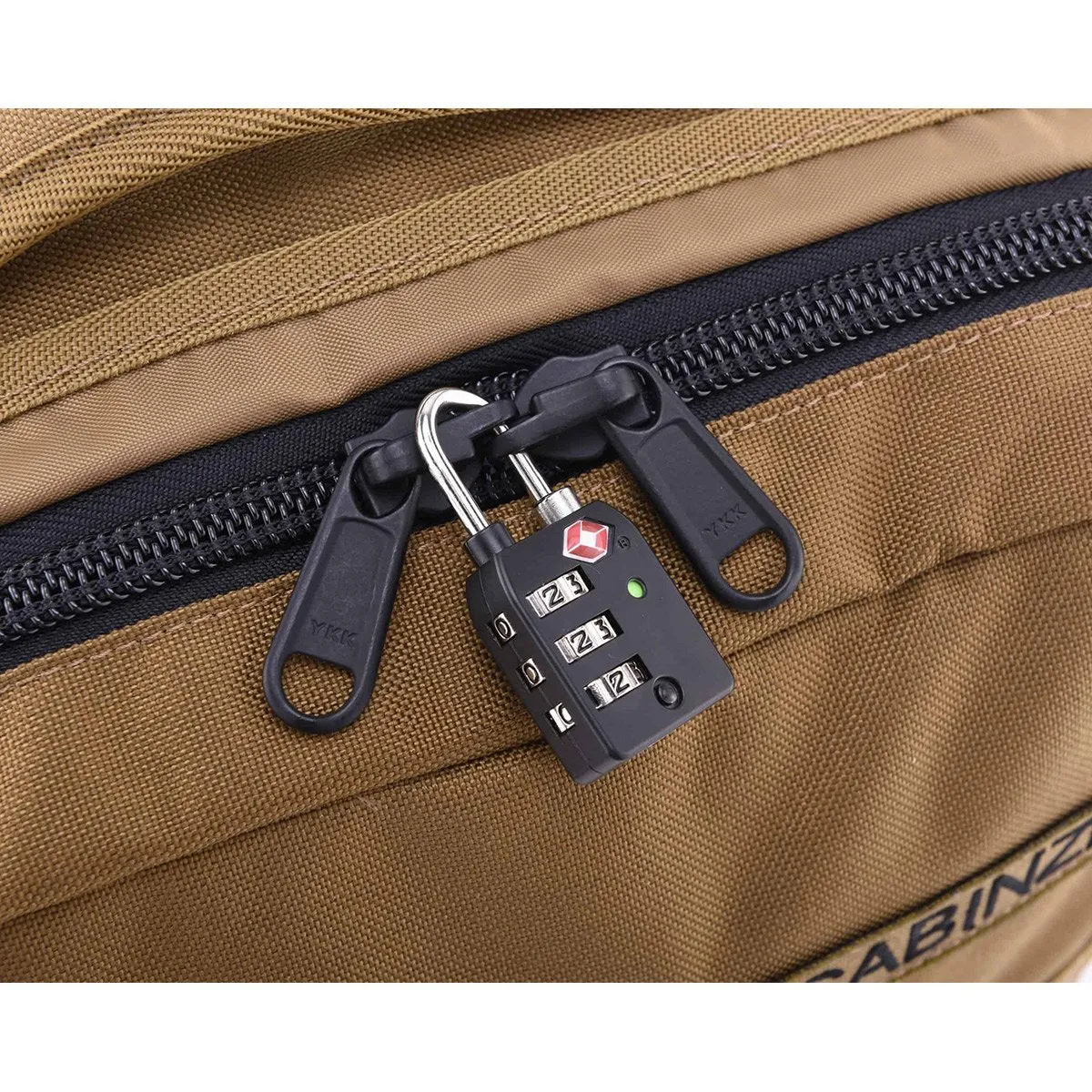 CabinZero Military 28L (Desert Sand)