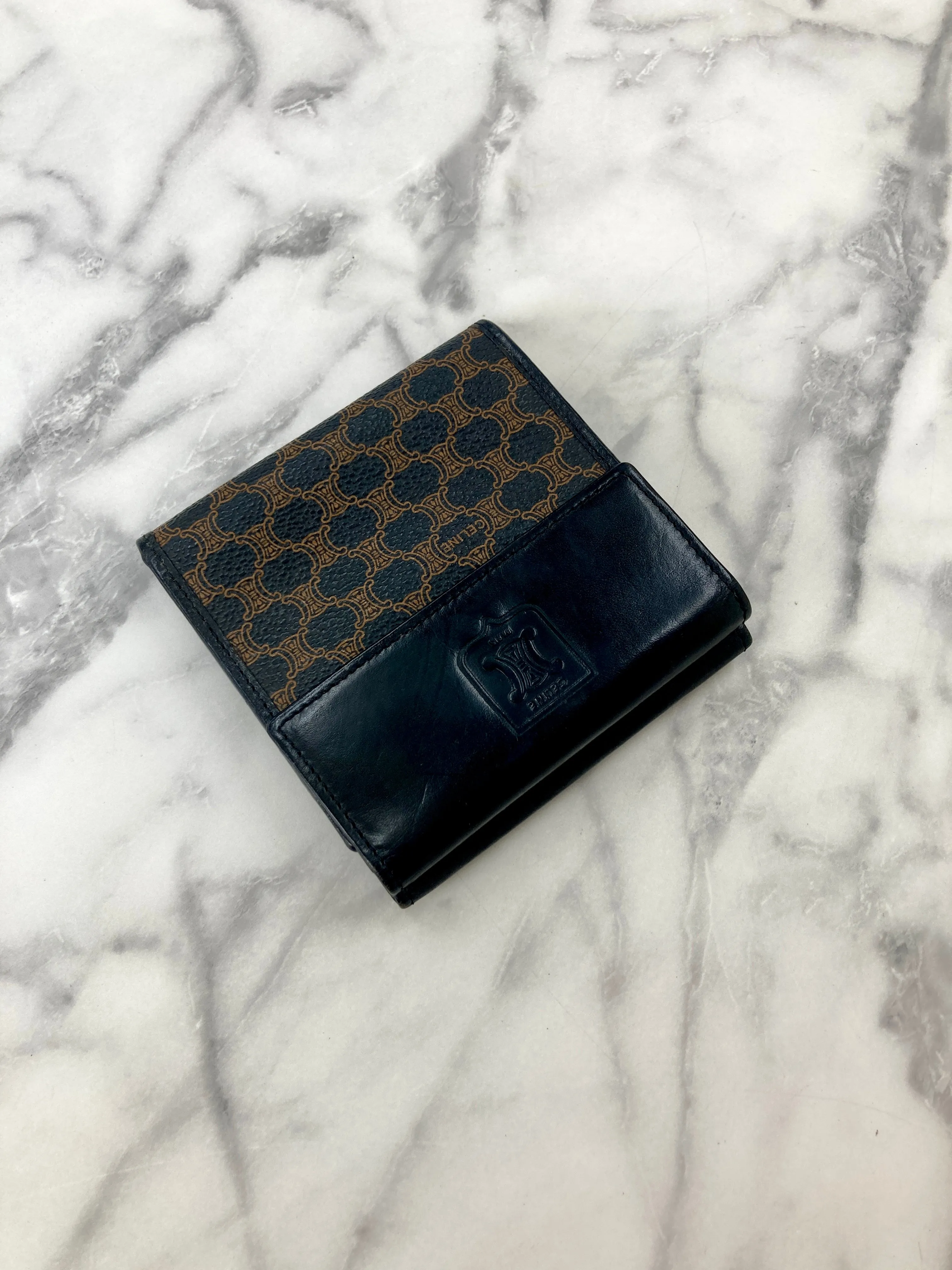 CELINE Macadam Blason Folded Wallet Black Vintage 4vg8wr
