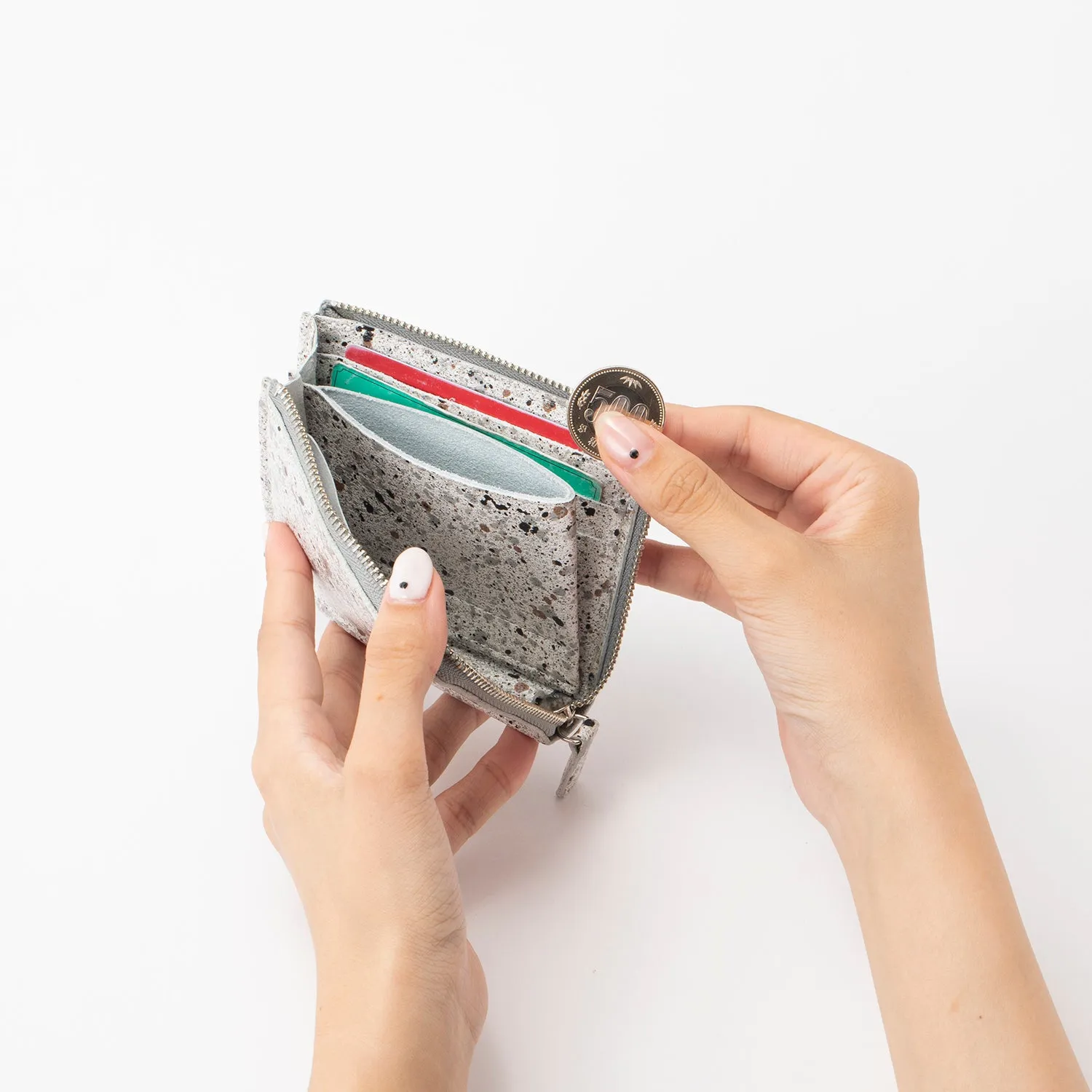CRONY. | クルニー　【MIKAGE】Half Zip Wallet Small
