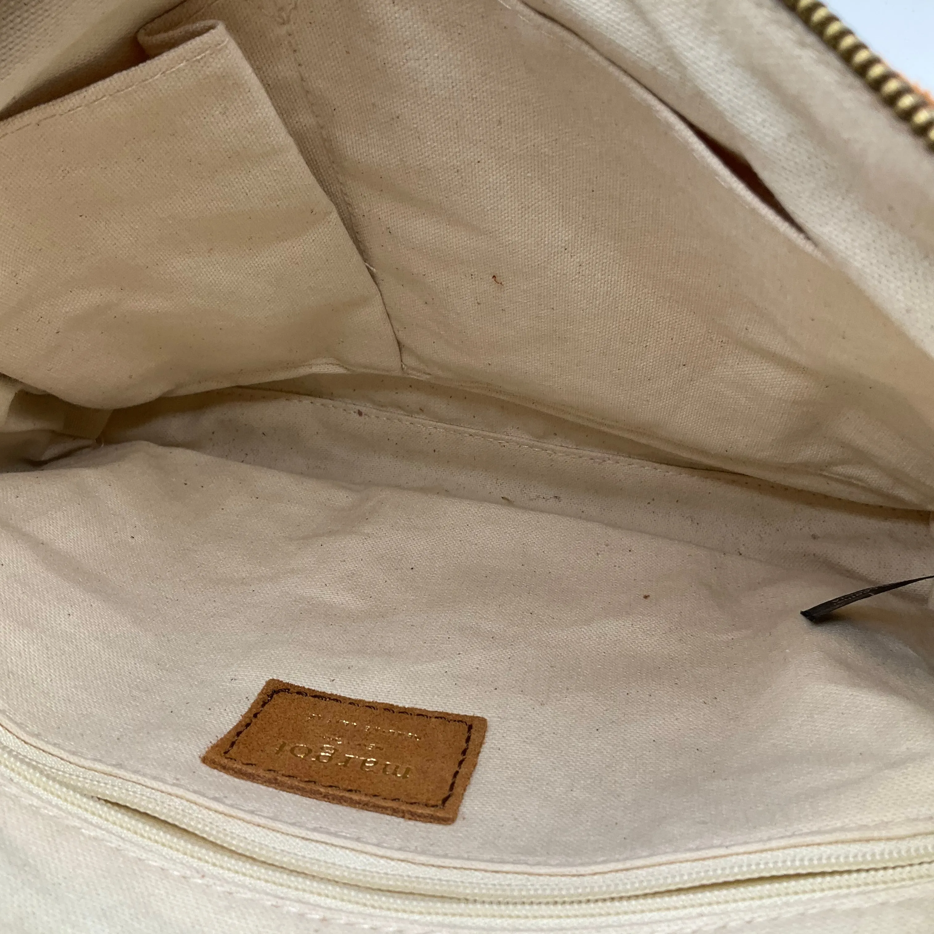 Crossbody By Margot, Size: Medium