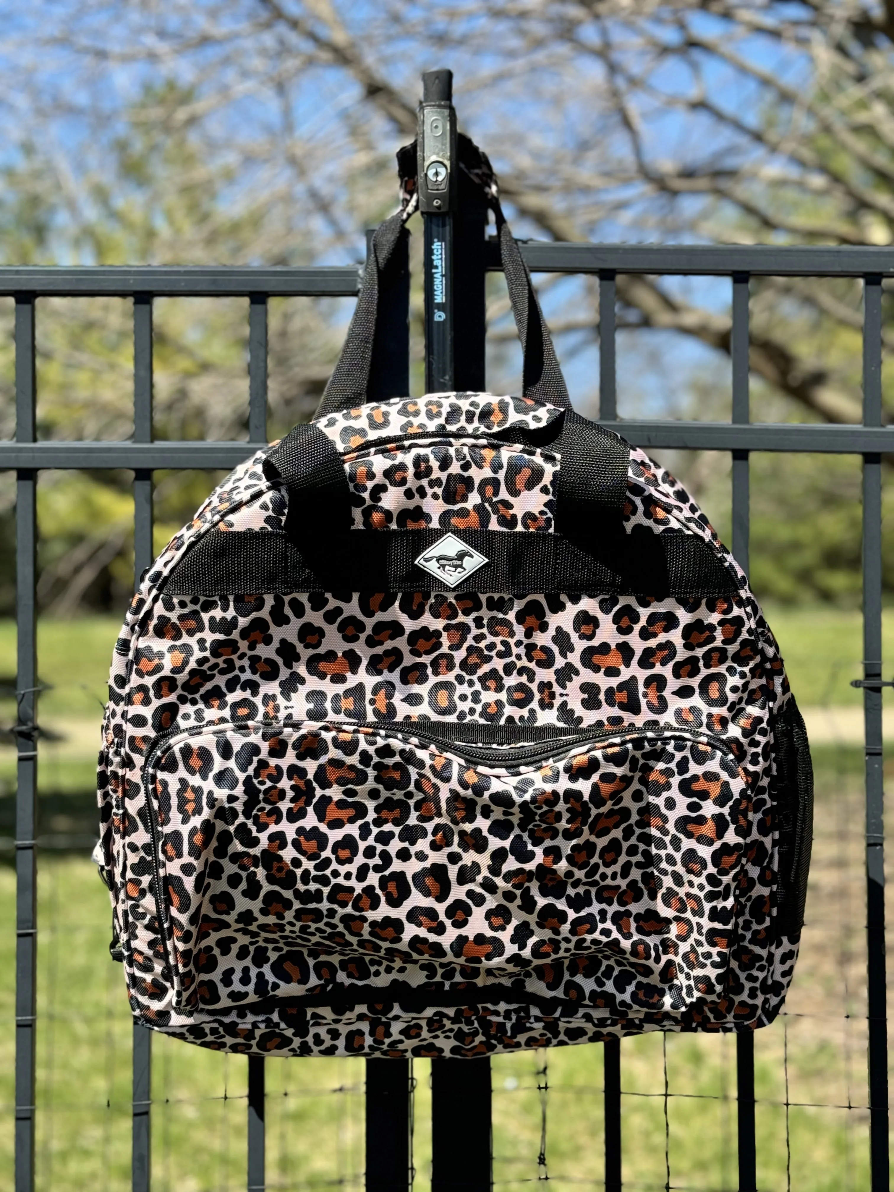 CUSTOM WhinneyOrganizer Bag: Round Style