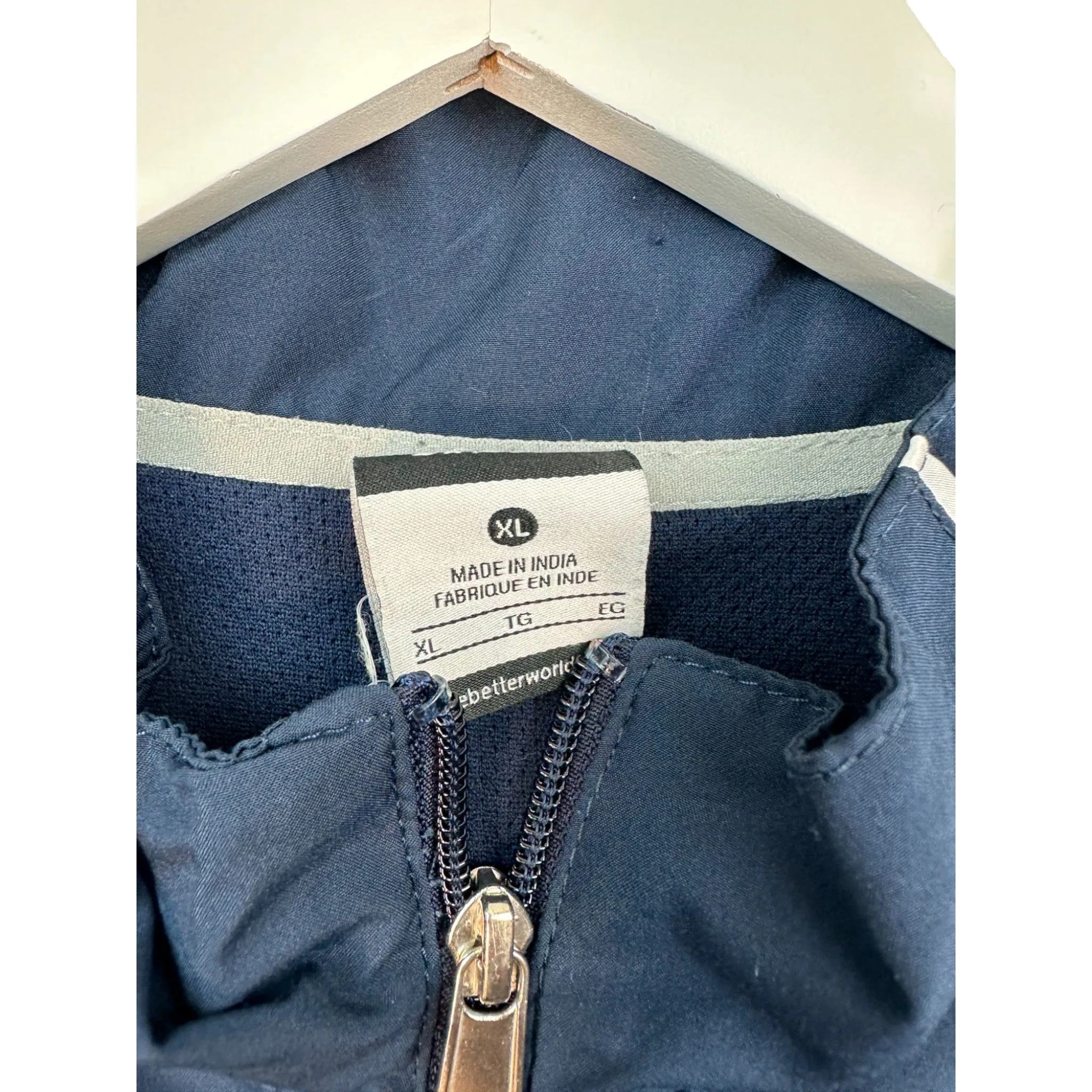 DRI-FIT ZIP-UP - (XL)