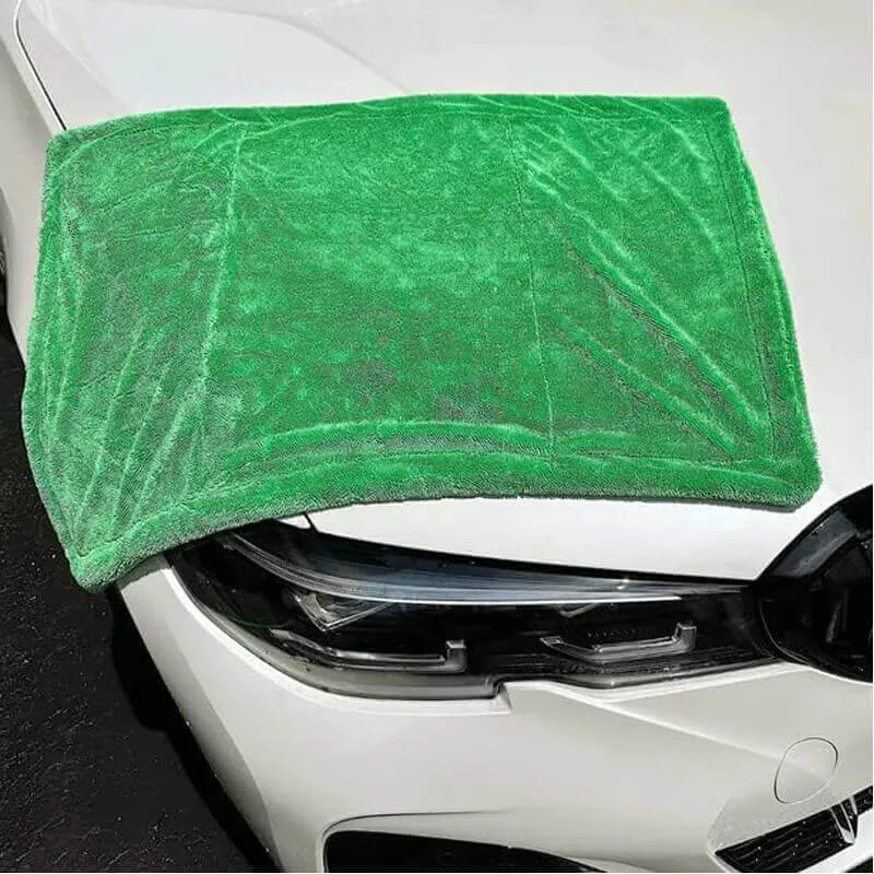 Green Goblin Twisted Loop Dual-Force Microfiber Drying Towel