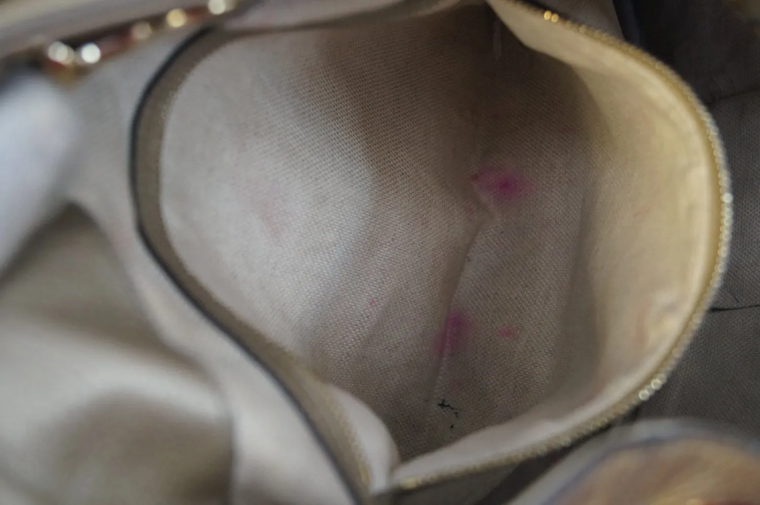 GUCCI Gold Pebbled Leather Soho Chain Tote Bag