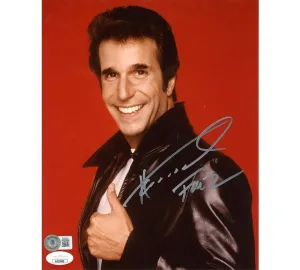 Henry Winkler Signed Happy Days Unframed 8x10 Photo - Thumbs Up