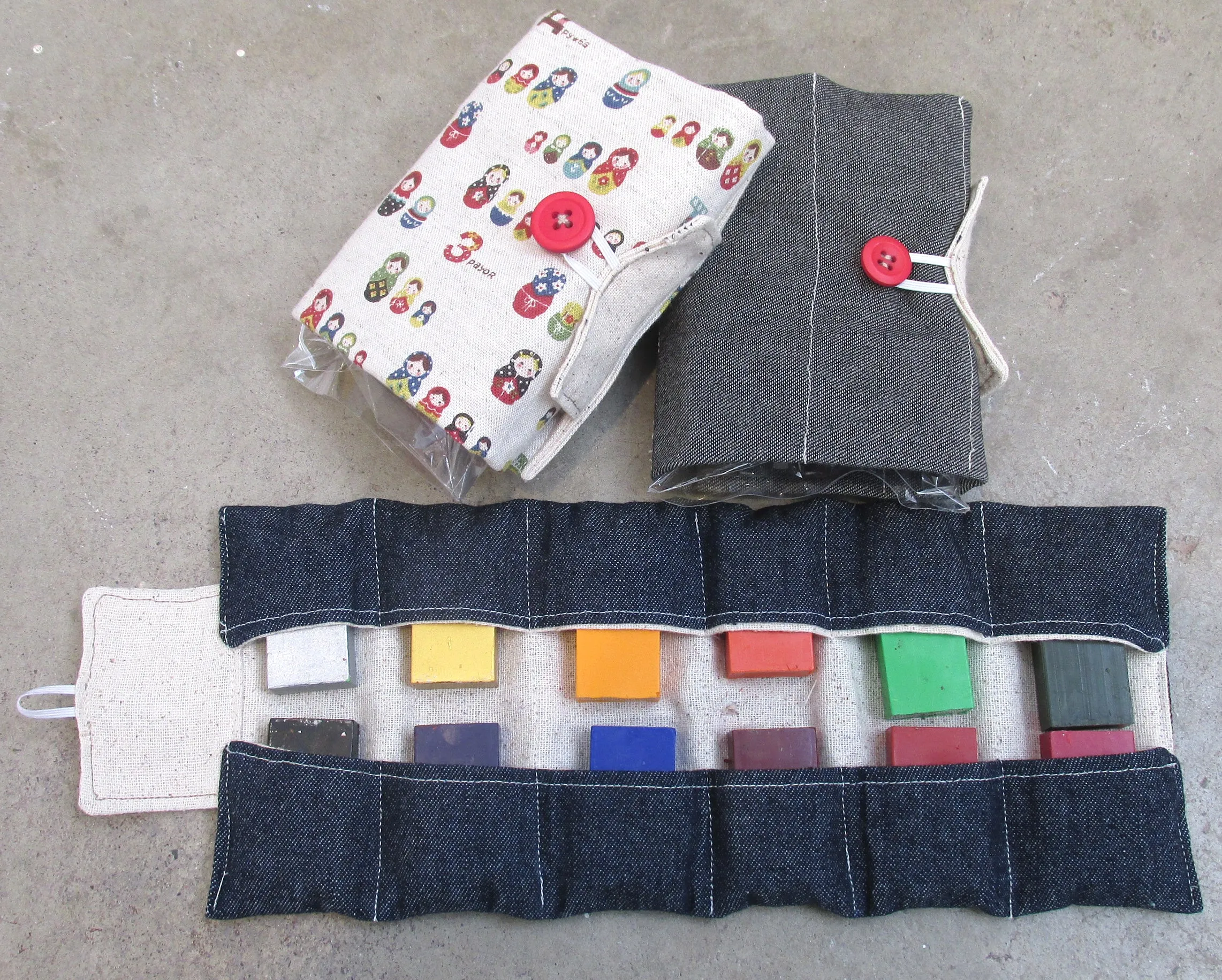 Little Sky Home: Case with 12 Block Crayons