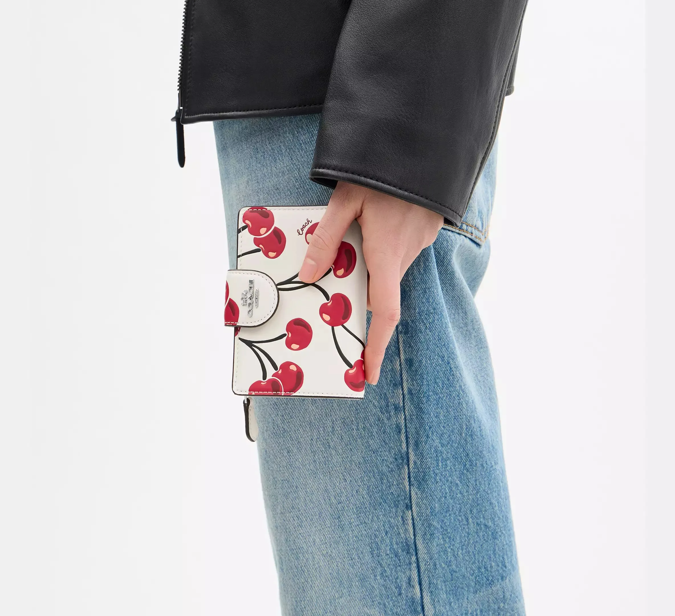 Medium Corner Zip Wallet With Cherry Print