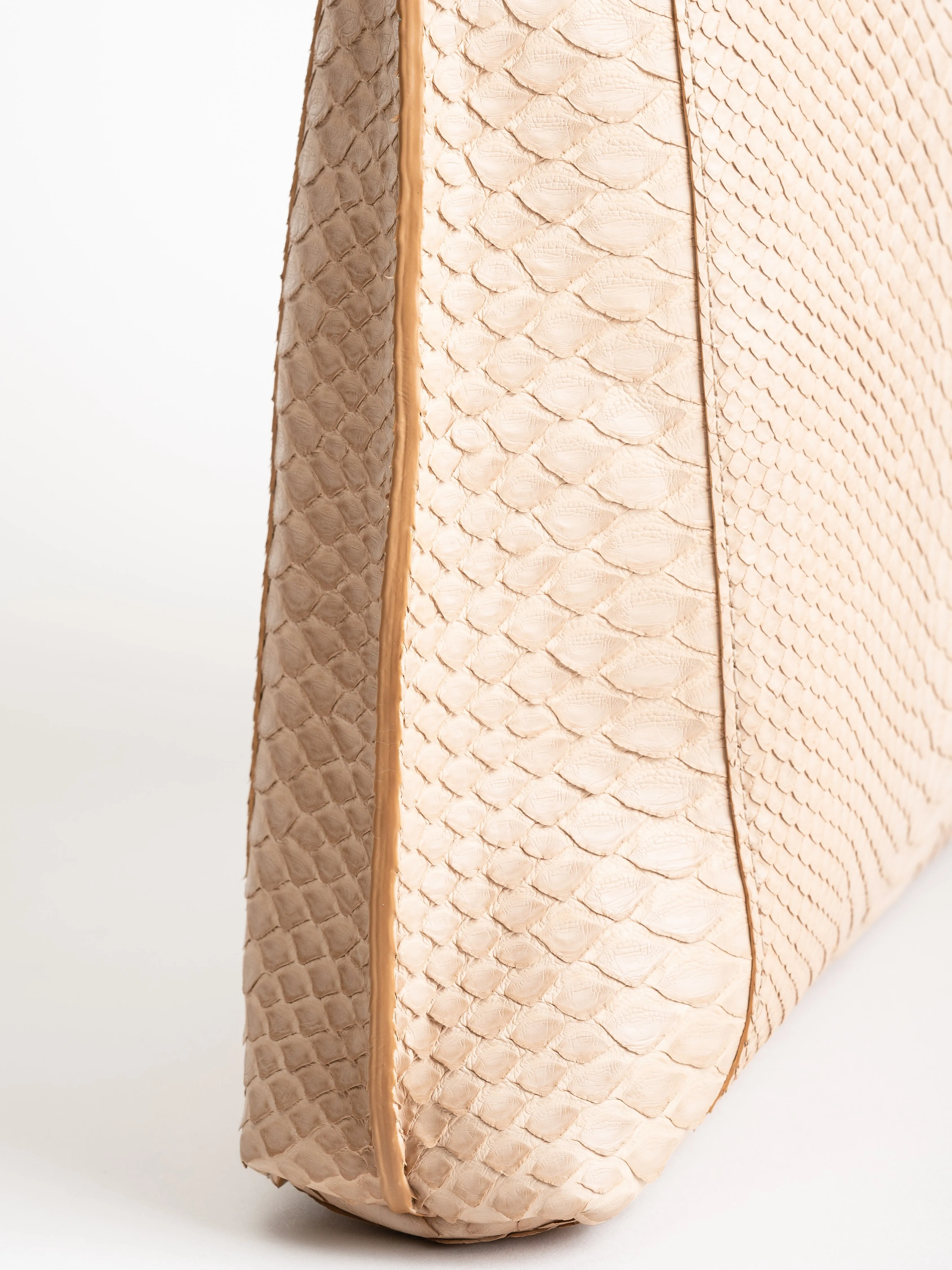 mezzo shopper - nude python
