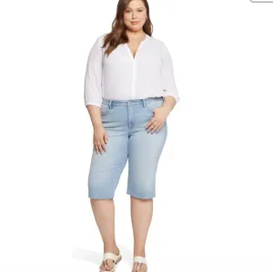 NYDJ technology Bermuda short jeans NWT