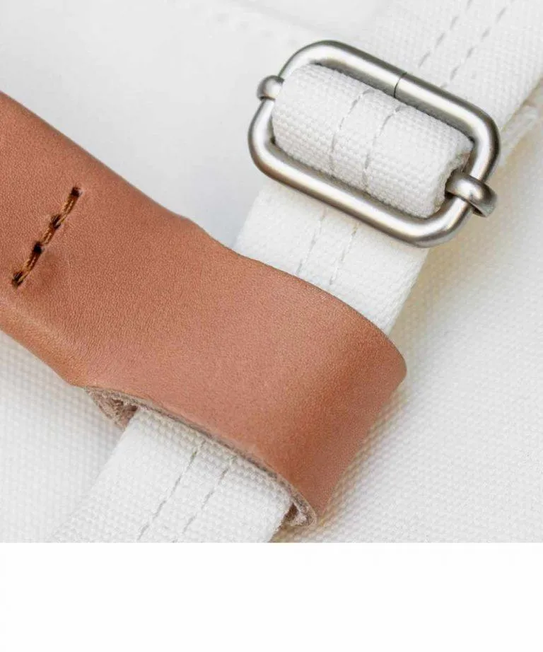 Qwstion Flap Tote Small Bananatex®