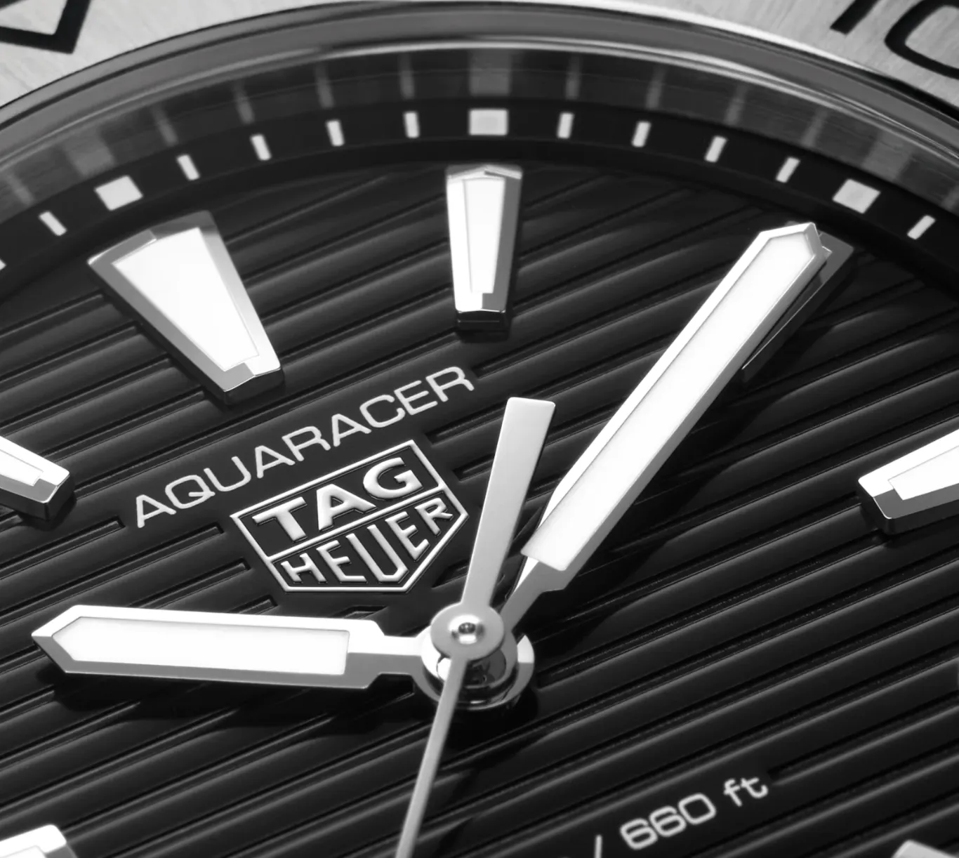 TAG HEUER AQUARACER PROFESSIONAL 200