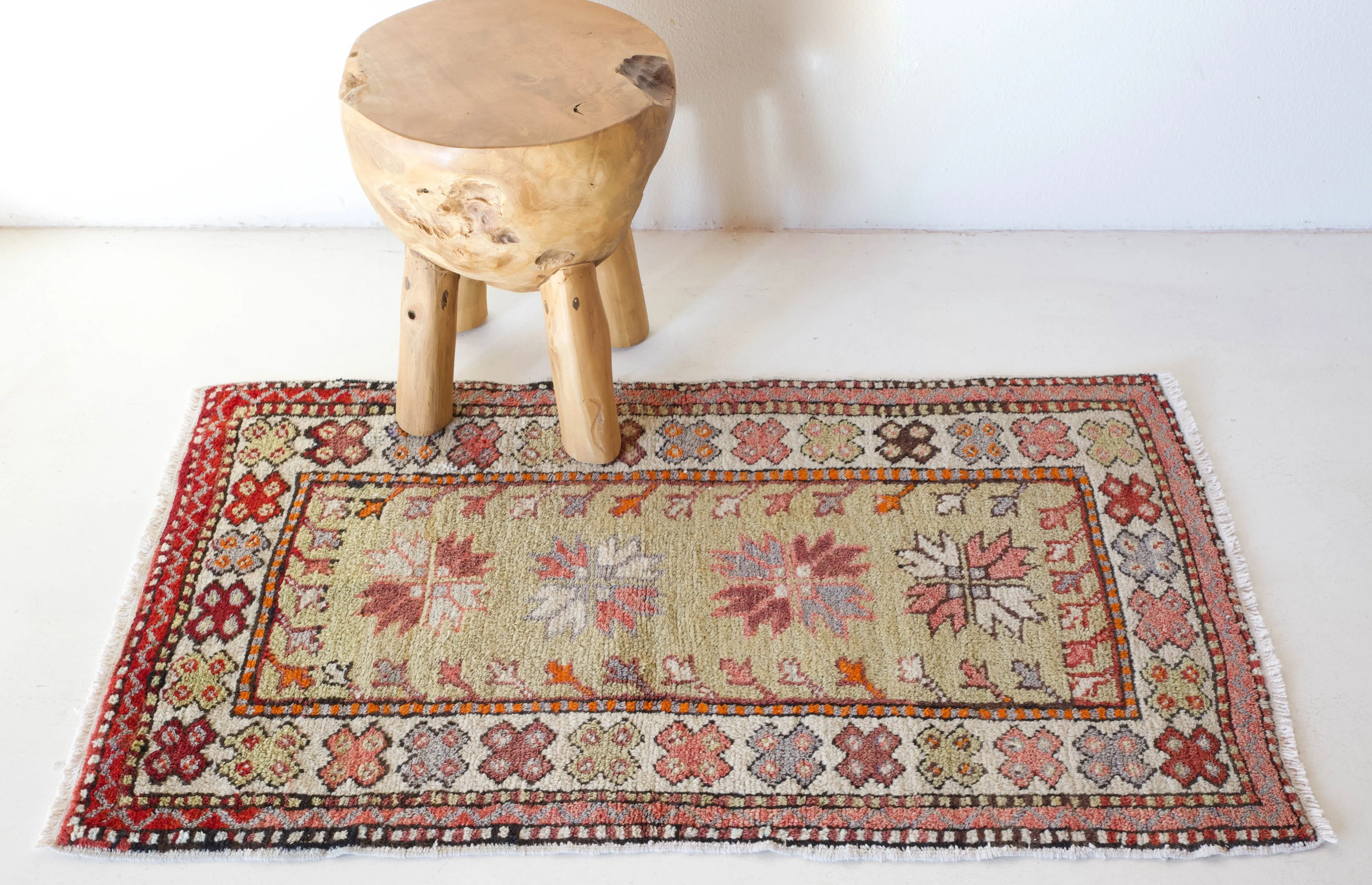 Vintage Aegean Rug 2'4"x3'10"