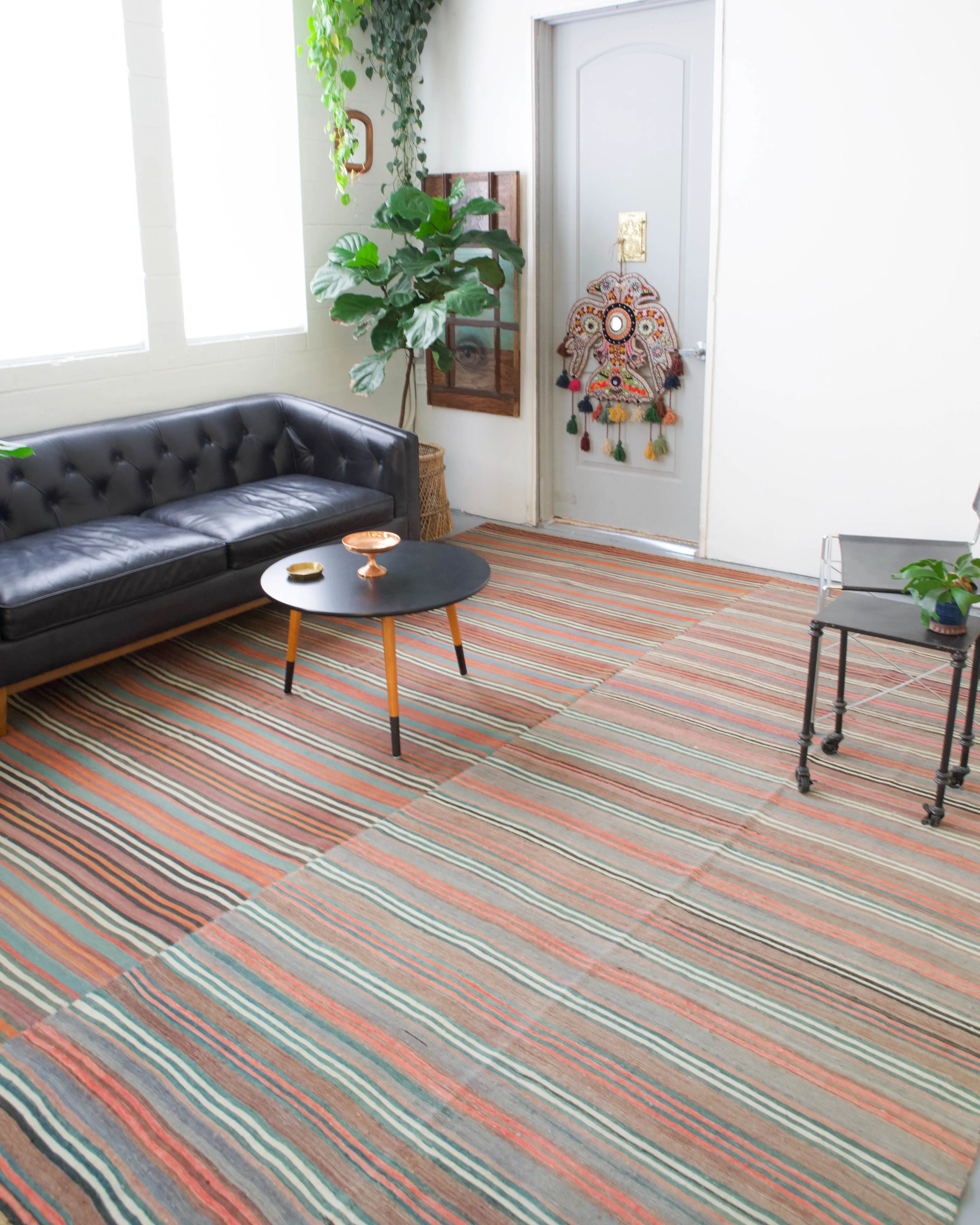 Vintage Turkish western Anatolian Kilim Rug