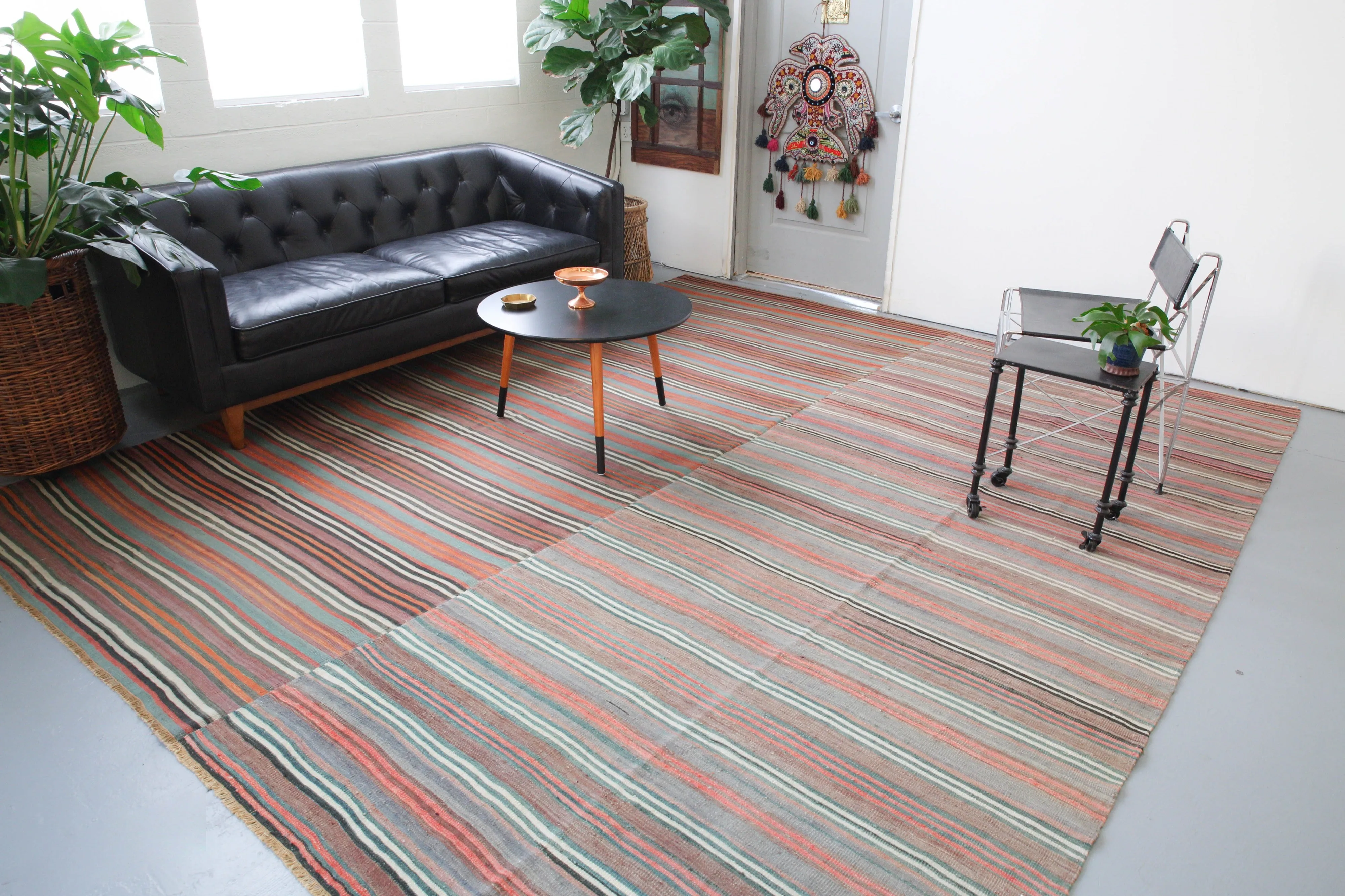 Vintage Turkish western Anatolian Kilim Rug