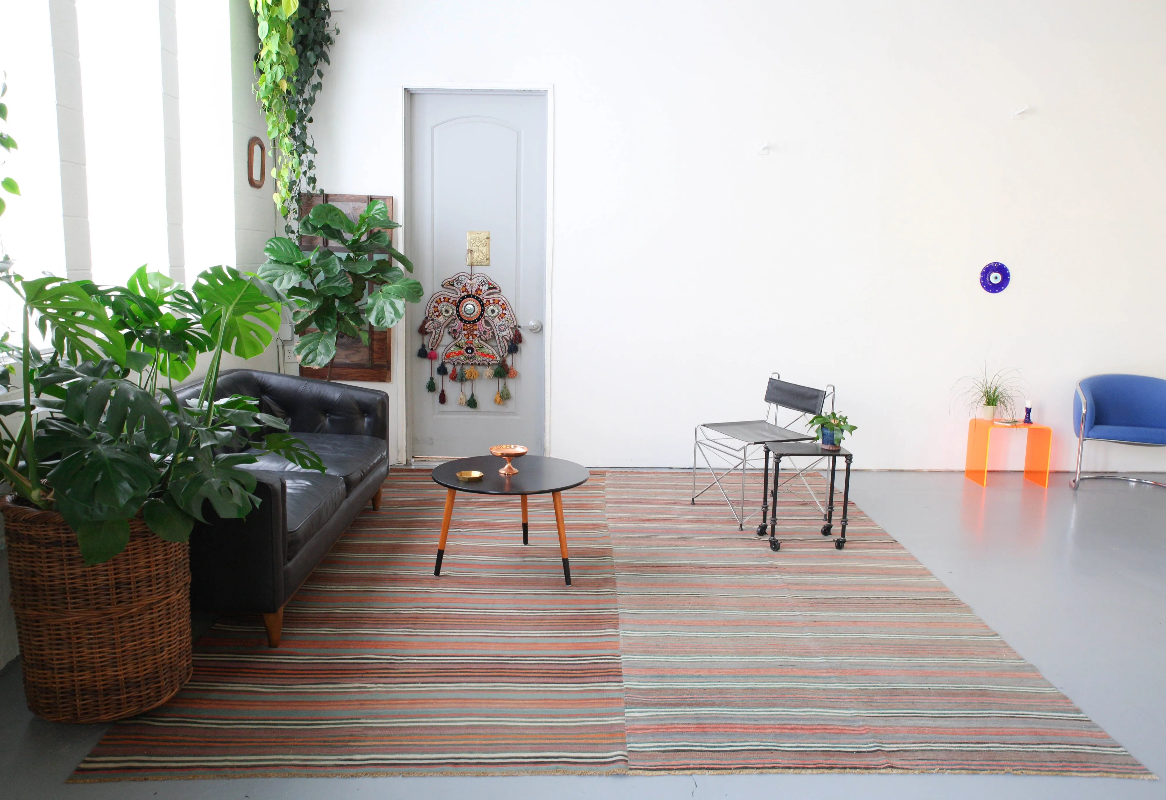 Vintage Turkish western Anatolian Kilim Rug