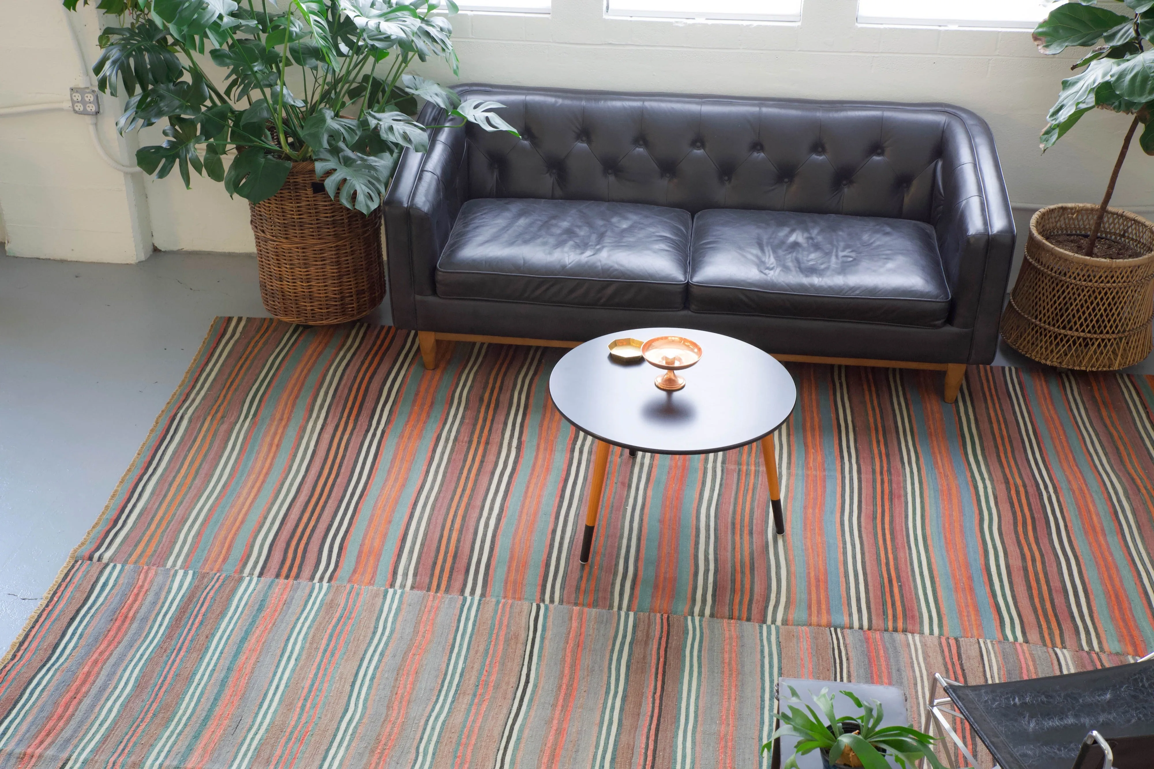 Vintage Turkish western Anatolian Kilim Rug