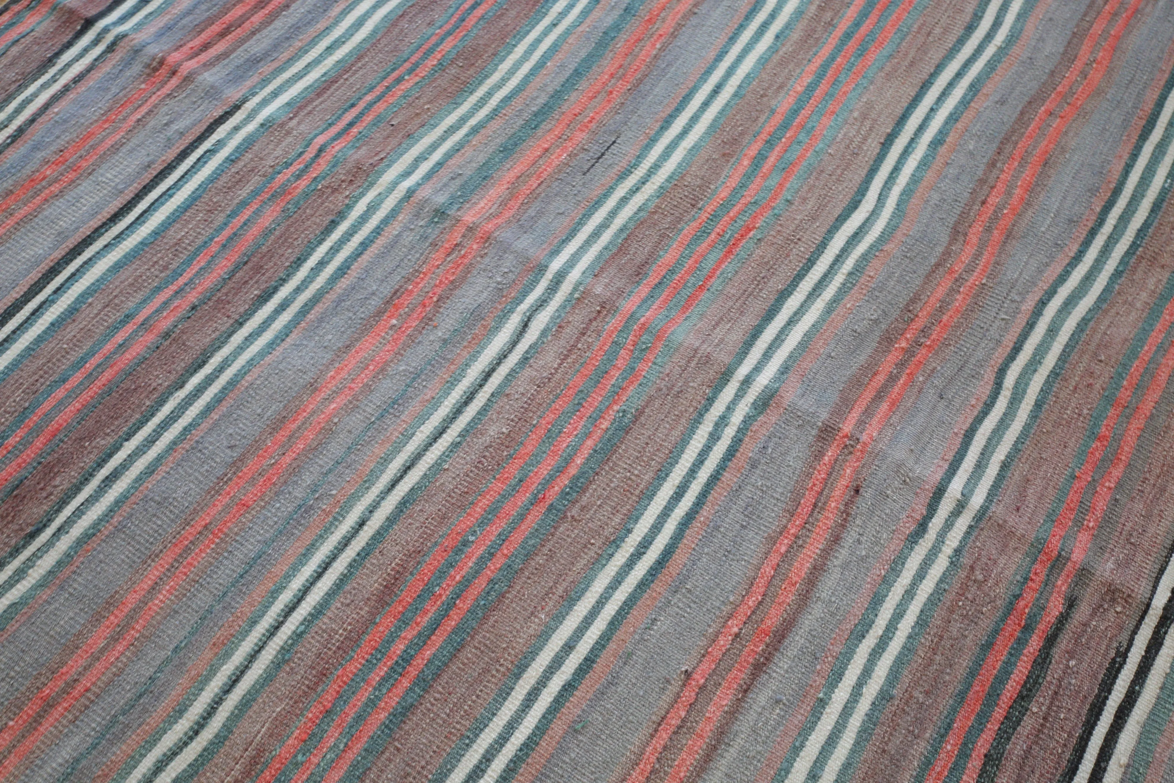 Vintage Turkish western Anatolian Kilim Rug
