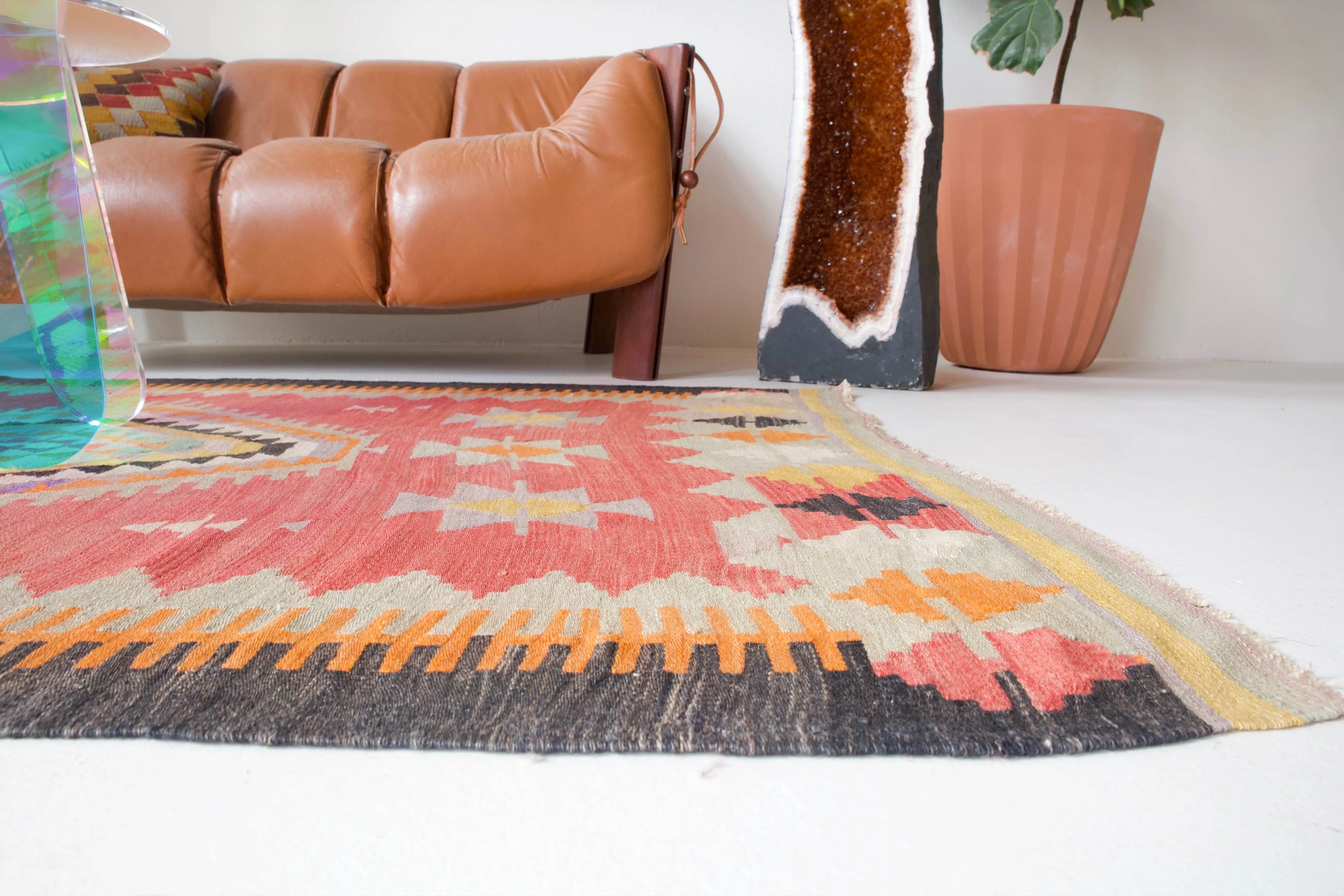 Vintage western Anatolian Kilim Rug 4'7"x6'9"