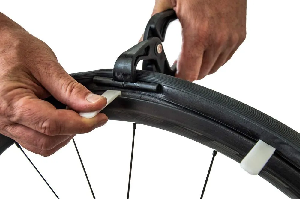 Vittoria Road Tubeless Tool Kit