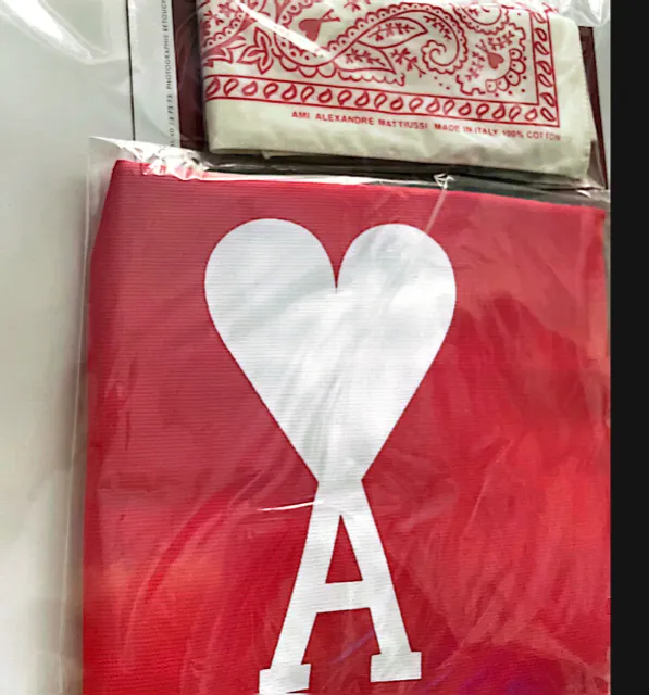 VOGUE Magazine France August 2022 AMI PARIS Tote Bag Bandana NEW Ugbad Abdi MONA