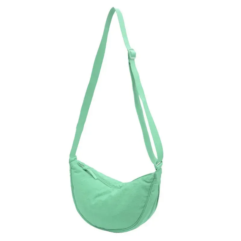 Women's Large Capacity Half Moon Travel Chest Bag - Crossbody Messenger
