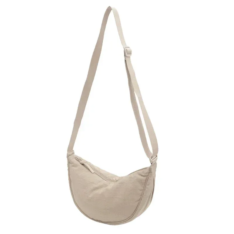 Women's Large Capacity Half Moon Travel Chest Bag - Crossbody Messenger