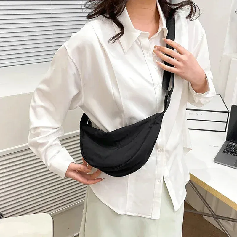 Women's Large Capacity Half Moon Travel Chest Bag - Crossbody Messenger