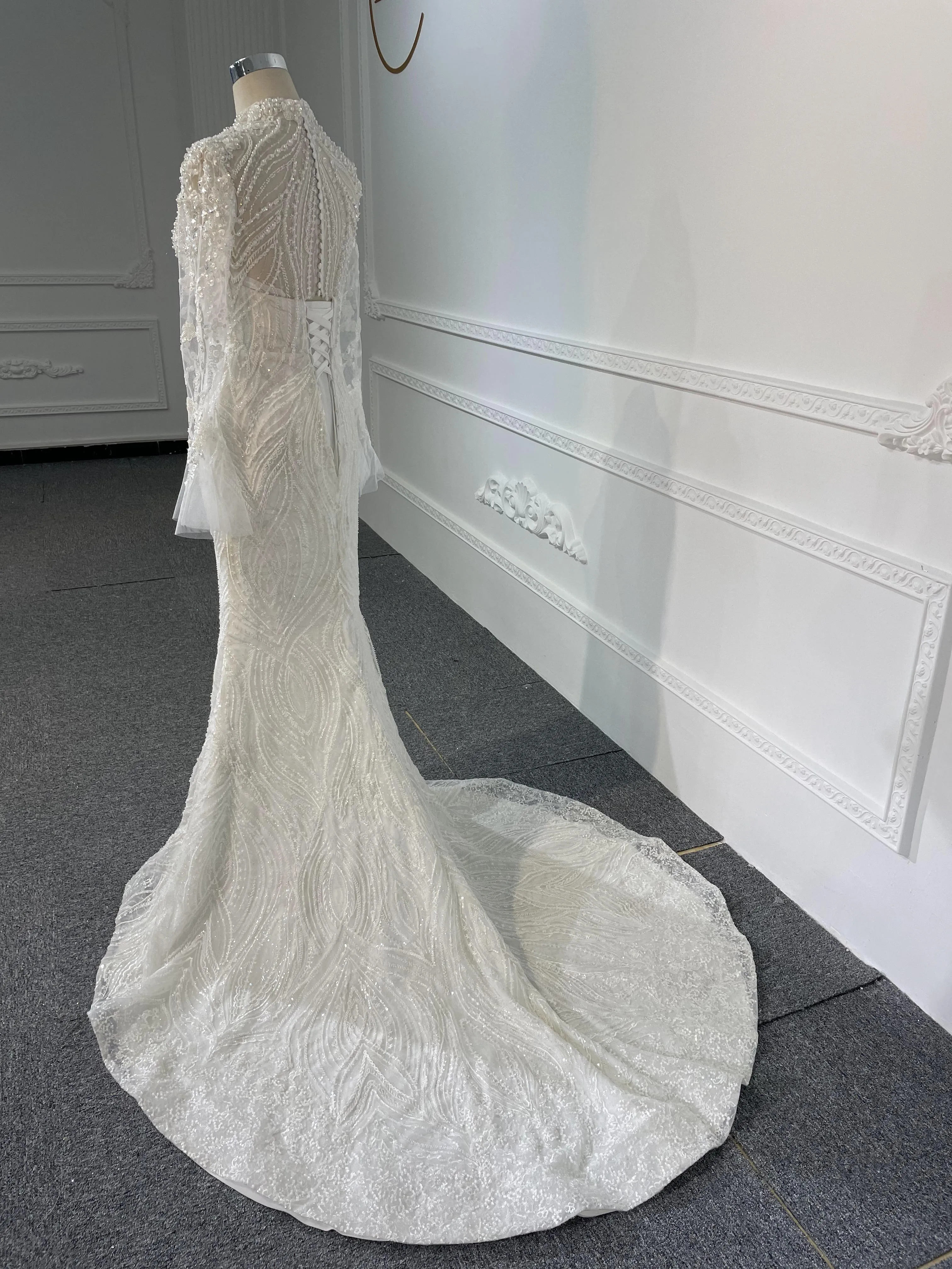 Z046- BYG luxury beading long sleeves mermaid wedding dress