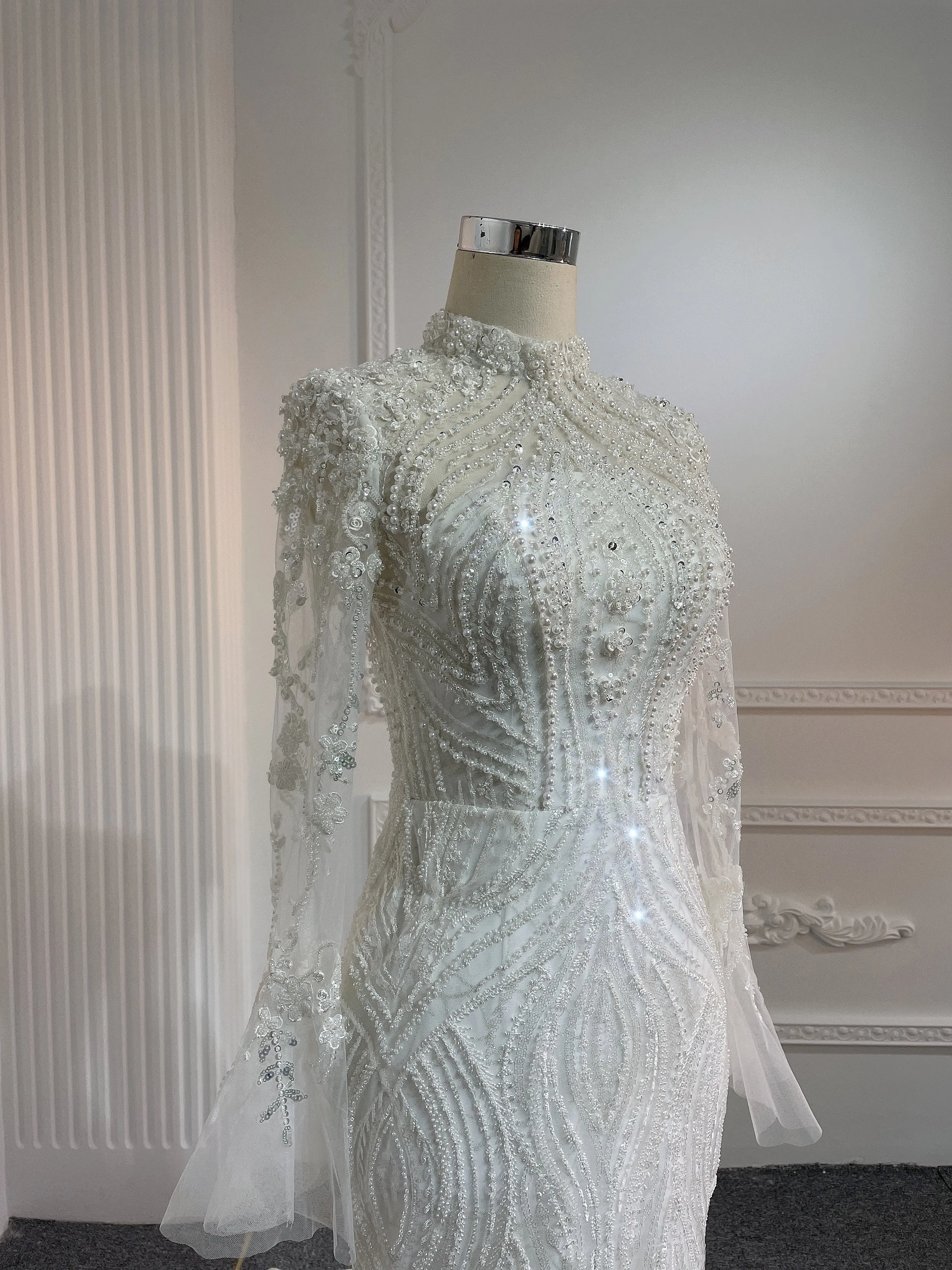 Z046- BYG luxury beading long sleeves mermaid wedding dress